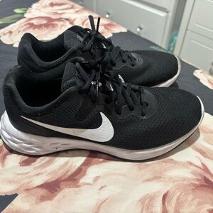 Women’s Nike Black and White Sneakers